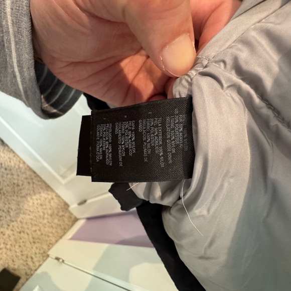 The Northface down jacket - Picture 4 of 10